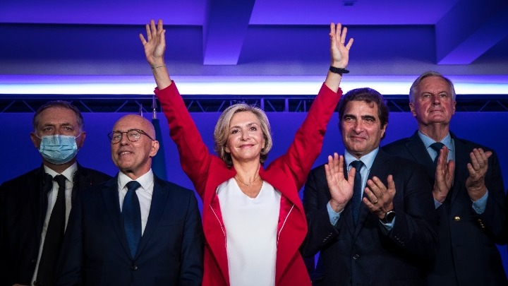 Γαλλία: Δημοσκόπηση δείχνει την Πεκρές να κερδίζει τον Μακρόν