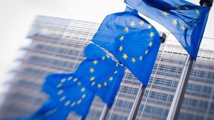 Ανοιχτό αφήνει το ενδεχόμενο νέας έκδοσης ψηφιακού ομολόγου ο Ρίχαρντ Τεϊχμάιστερ, υψηλόβαθμο στέλεχος της Ευρωπαϊκής Τράπεζας Επενδύσεων