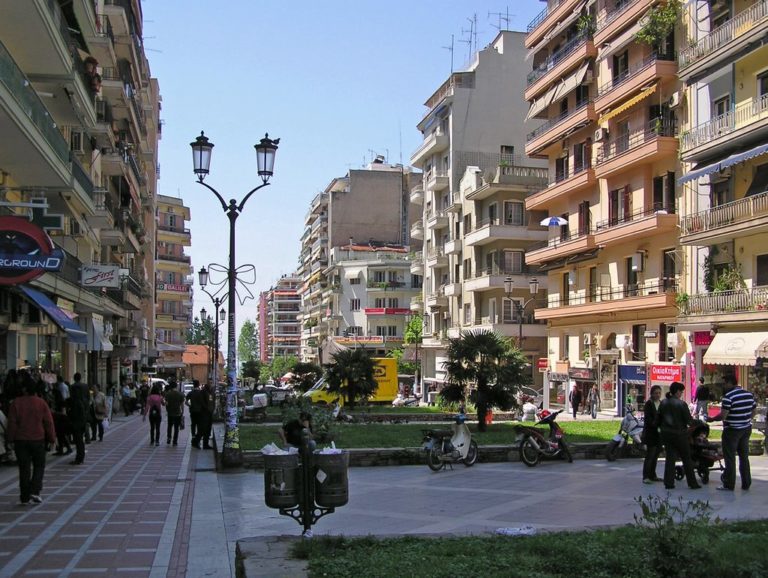 Το Ανοικτό Κέντρο Εμπορίου Γούναρη παρουσίασε ο δήμαρχος Θεσσαλονίκης