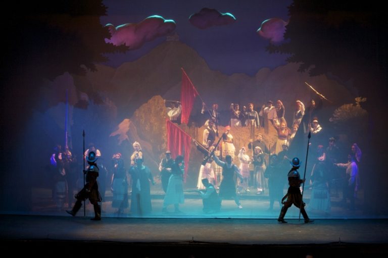 «H Κρητικοπούλα» στο Ολύμπια Δημοτικό Μουσικό Θέατρο “Μαρία Κάλλας”