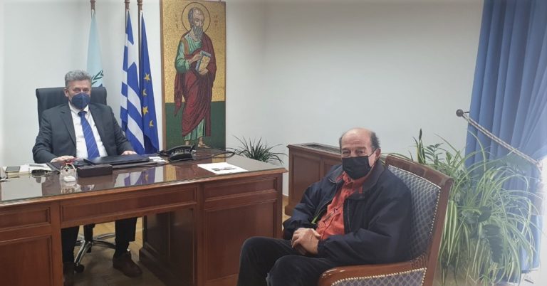 Ειδικός σύμβουλος σε θέματα πολιτισμού ο Μανούσος Μανουσάκης στο δήμο Κορινθίων
