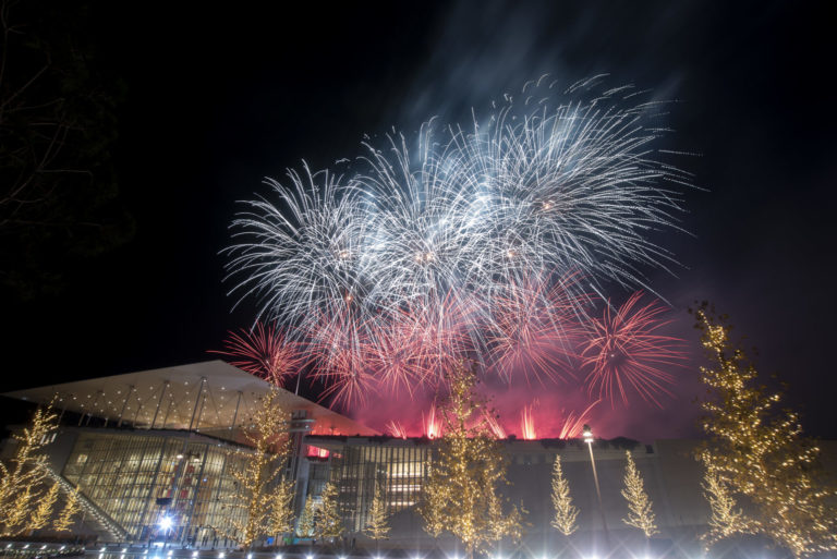 ΚΠΙΣΝ: Live streaming η υποδοχή του νέου έτους με φαντασμαγορικό θέαμα πυροτεχνημάτων
