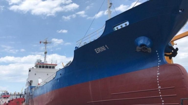 «Δραπέτευσε» λαθρεμπορικό δεξαμενόπλοιο από τη Ρόδο – Αντίδραση της εισαγγελίας