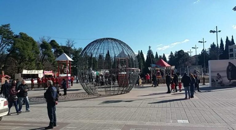 Εορταστική χριστουγεννιάτικη Τρίπολη