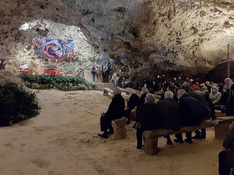 Χανιά: Αναπαράσταση της θείας Γέννησης στο Σπήλαιο του Αγίου Ιωάννη