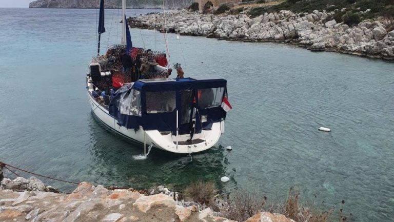 Ανατολική Μάνη: Προσάραξη σκάφους και συλλήψεις αλλοδαπών και διακινητών στο Γύθειο