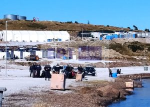 Λέσβος: Ταχύπλοο με πρόσφυγες μέσα στο ΚΥΤ στο Μαυροβούνι (video)