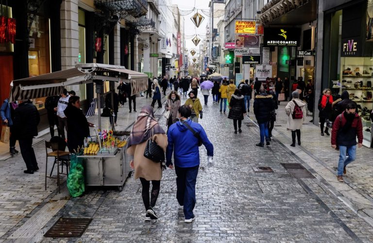 Ανοικτά σήμερα τα εμπορικά καταστήματα