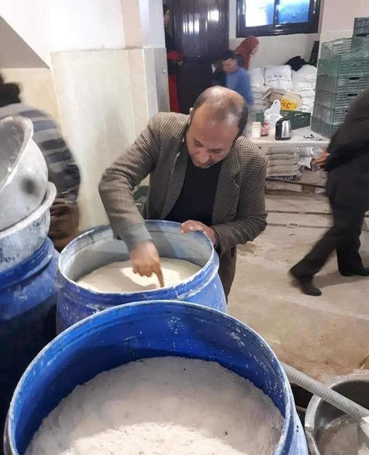 Εργοστάσιο στην Αίγυπτο που παράγει τυρί από πάστα μπογιάς