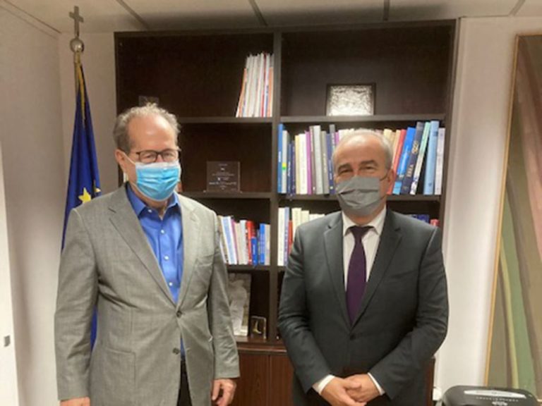 Στην Περιφέρεια Πελοποννήσου ο αναπληρωτής υπουργός Ανάπτυξης Ν. Παπαθανάσης