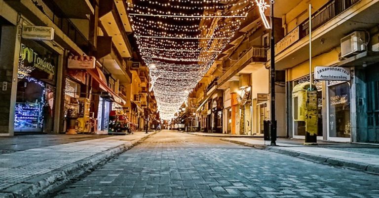 Χριστουγεννιάτικη “λευκή νύχτα” στη Φλώρινα