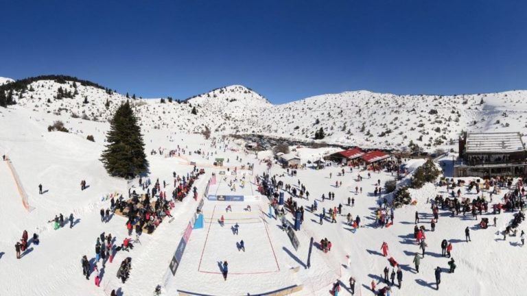 Το 3ο πανελλήνιο πρωτάθλημα snow volley 2022, στο χιονοδρομικό κέντρο της Οστρακίνας Μαινάλου