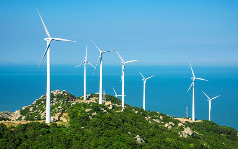 Αιολική ενέργεια: Στα 4.451 MW η συνολική ισχύς στην Ελλάδα – 128 νέες ανεμογεννήτριες το 2021