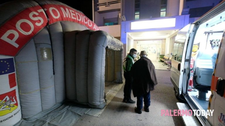 Ιταλία: Νέο ρεκόρ με 219.441 θετικά κρούσματα – Στήθηκε επιτόπιο νοσοκομείο στο Παλέρμο