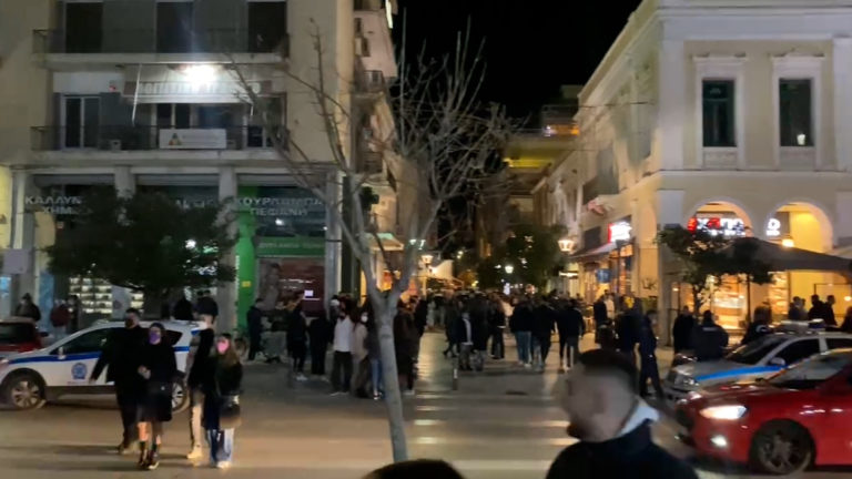 Πάτρα: Λουκέτο σε κλαμπ που έπαιζε μουσική – Βίντεο ντοκουμέντο από την έφοδο των αρχών