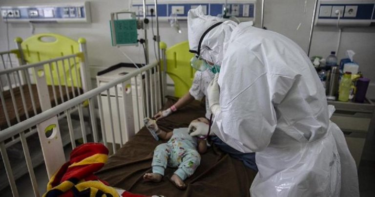 Κατάρ: Βρέφος τριών εβδομάδων υπέκυψε εξαιτίας επιπλοκών της COVID-19