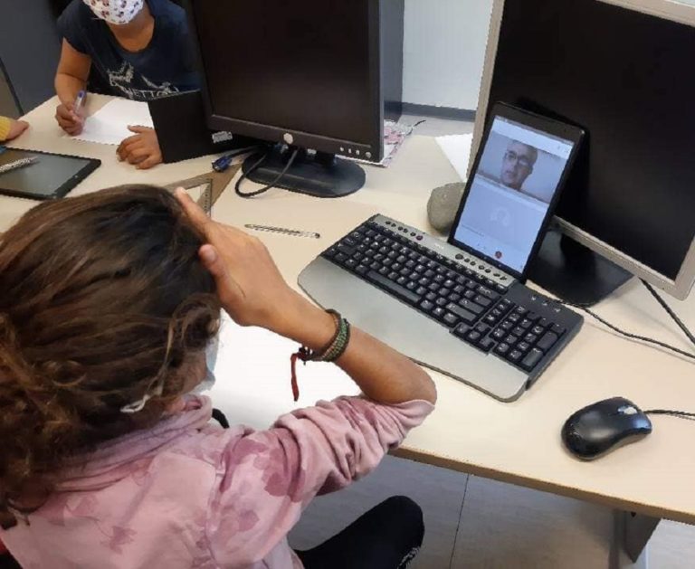 Τηλεκπαίδευση: 28.340 ψηφιακές τάξεις (98,4%) σε λειτουργία