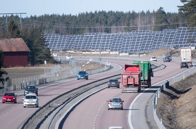 Η Σουηδία δίνει 665 εκατομμύρια δολάρια σε νοικοκυριά για λογαριασμούς ρεύματος