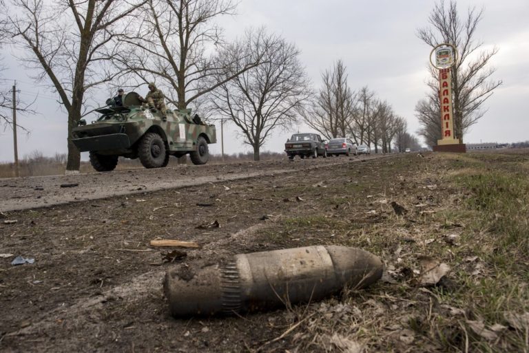 Η Τσεχία δωρίζει στην Ουκρανία 4.000 βλήματα πυροβολικού