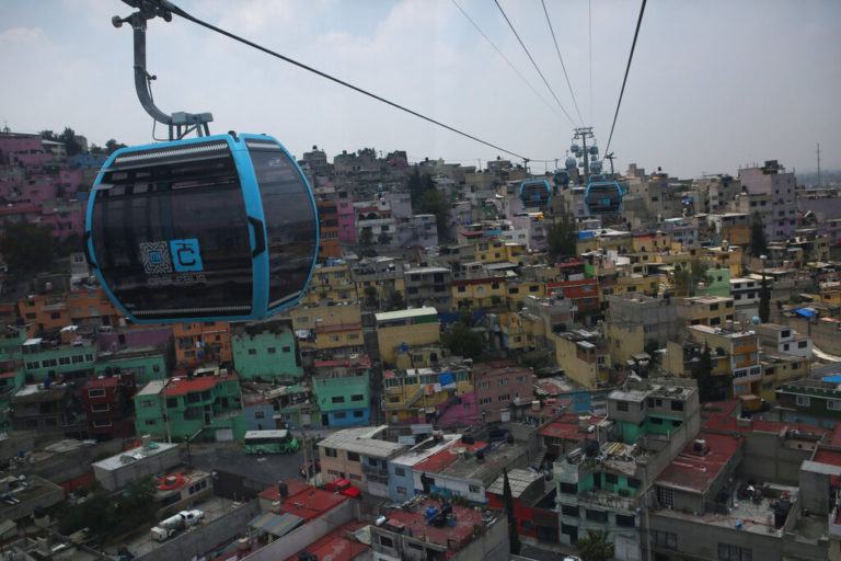 Cablebus: Το τελεφερίκ που άλλαξε τη ζωή των κατοίκων στην Πόλη του Μεξικού