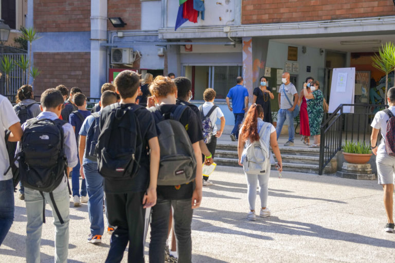 Ιταλία: Σάλος με το άνοιγμα των σχολείων – Ρήξη μεταξύ Περιφέρειας της Καμπανίας και της Κυβέρνησης