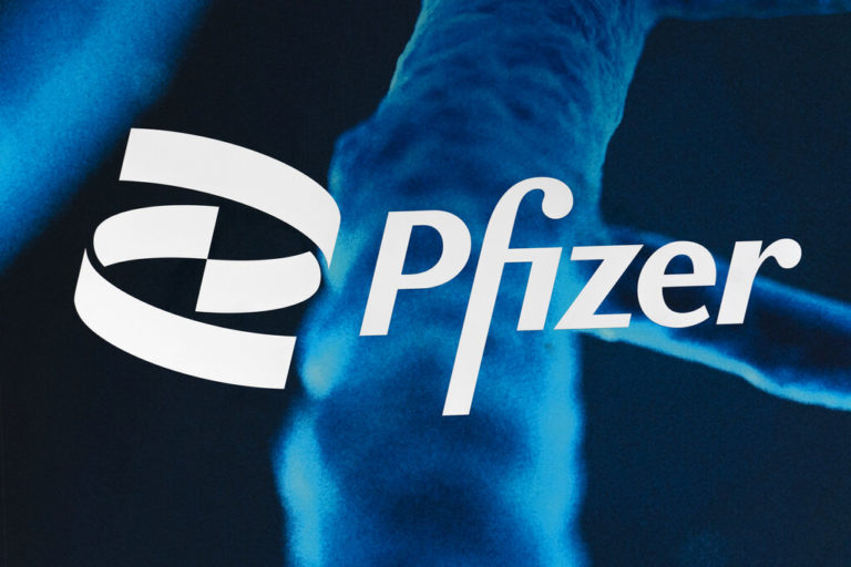 Τι είναι τα «Pfizer documents» – Στη δημοσιότητα σταδιακά 330.000 σελίδες σχετικές με το εμβόλιο των Pfizer/BioNTech