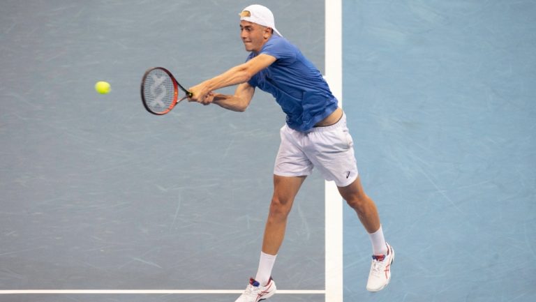 ATP Cup: Εύκολη νίκη για τον Χούρκατς επί του Θάνου και 2-0 η Πολωνία