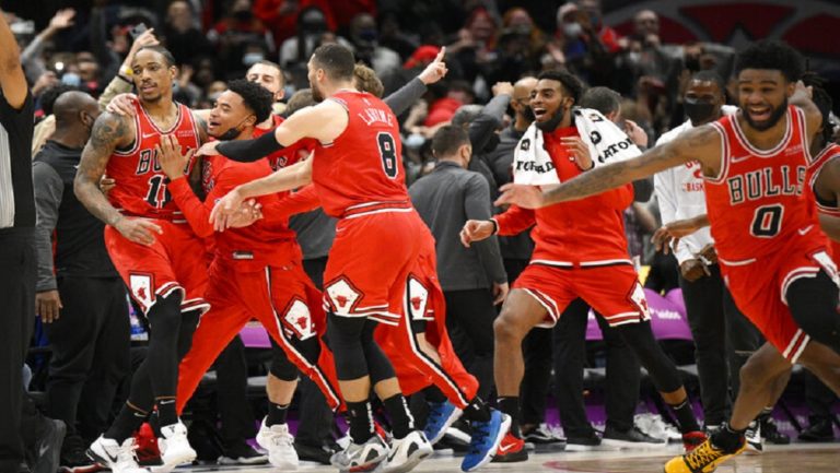 NBA: Top-10 με Γιάννη μέσα, αλλά στην κορυφή δεσπόζει το «κρύο αίμα» του ΝτεΡόζαν (video)