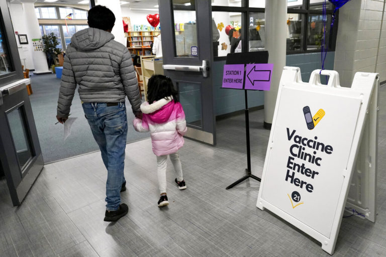 ΗΠΑ: 650.000 άτομα μολύνονται κάθε μέρα από τη μετάλλαξη Όμικρον