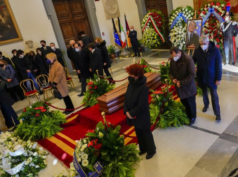 Ιταλία: Το τελευταίο αντίο στον Νταβίντ Σασόλι (video)