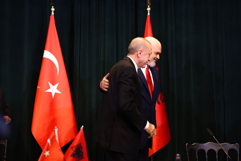 Υπογραφή 7 συμφωνιών μεταξύ Αλβανίας και Τουρκίας 
