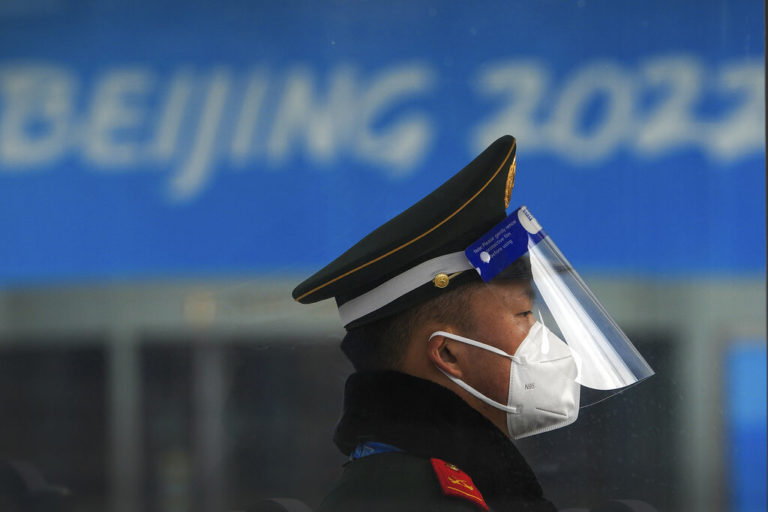 Η Κίνα προειδοποιεί για την εξάπλωση της Όμικρον μέσω των ταχυδρομείων