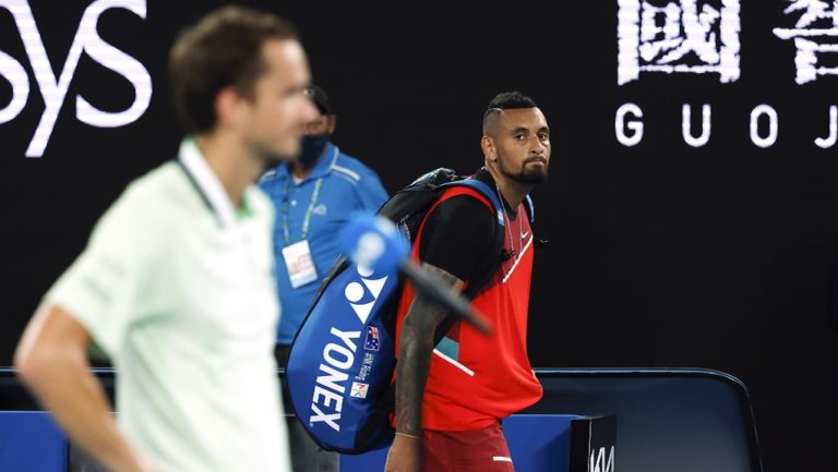 Australian Open: Ο Μεντβέντεφ απέκλεισε τον Κύργιο