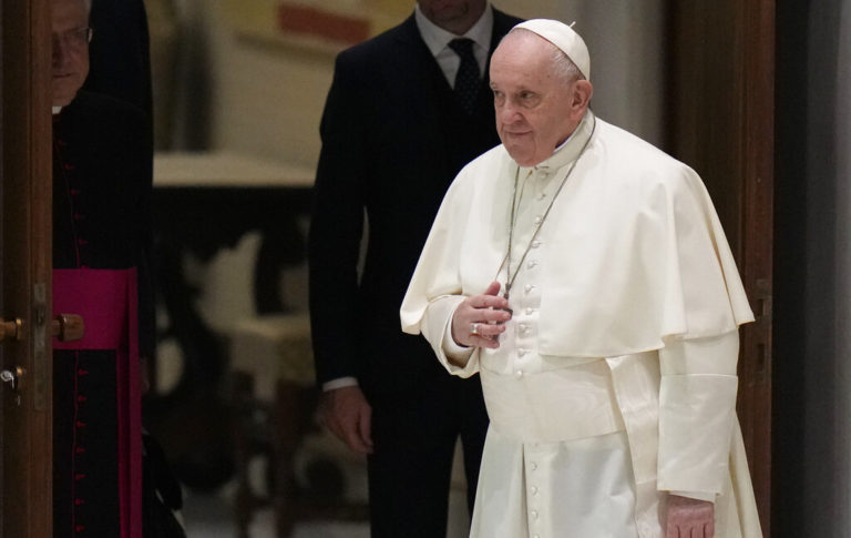 Πάπας Φραγκίσκος σε γονείς: Να υποστηρίζετε τα παιδιά σας αν είναι γκέι