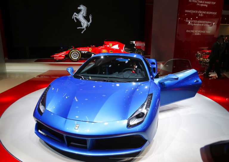 720 ίπποι, 0-100 χλμ./ώρα σε 2,8”: Οι επιδόσεις της Ferrari 488 στην οποία ο Τζώρτζης Μονογυιός έχασε τη ζωή του προκαλούν ίλιγγο