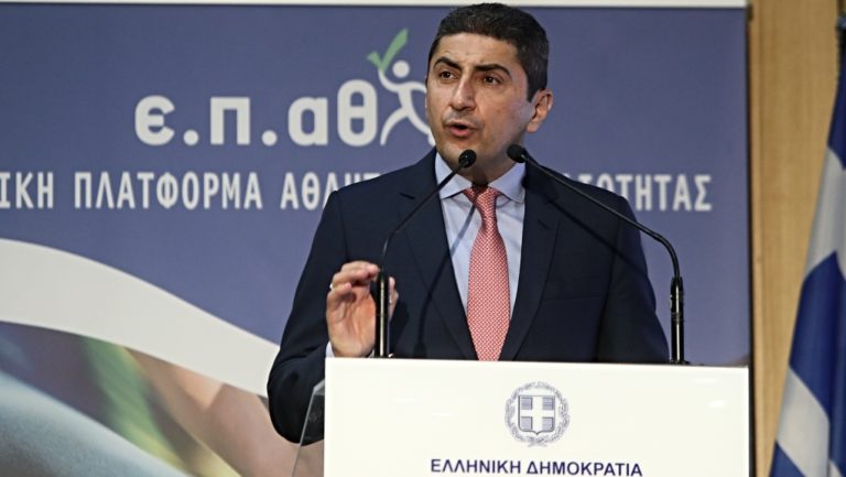 ΕΠΟ κατά Λευτέρη Αυγενάκη: «Πρωτοχρονιάτικο παραλήρημα, γιατί δε μας ενημερώσατε για τις απειλές στον Κλάτενμπεργκ;»