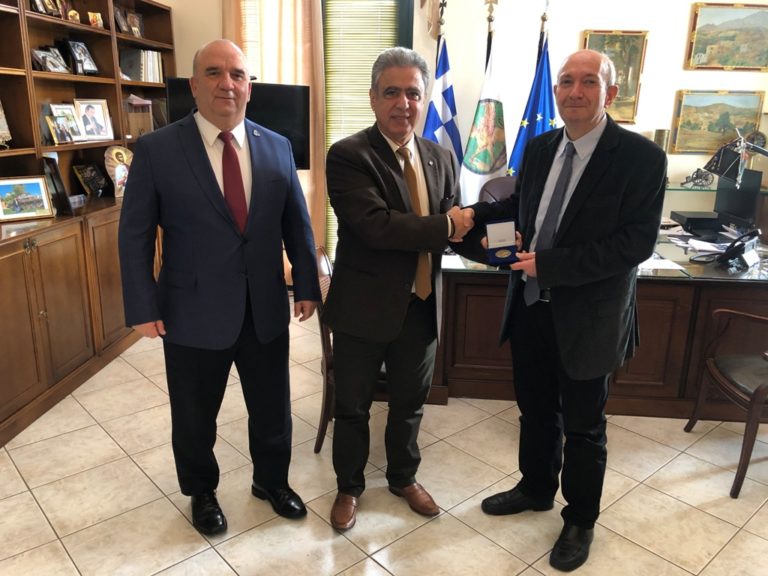Αλλαγή… φρουράς στη Γενική Γραμματεία του Δήμου Χίου