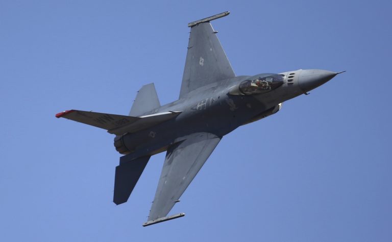 ΗΠΑ: Αμερικανοί βουλευτές ζητούν να μη δοθούν τα F16 στην Τουρκία