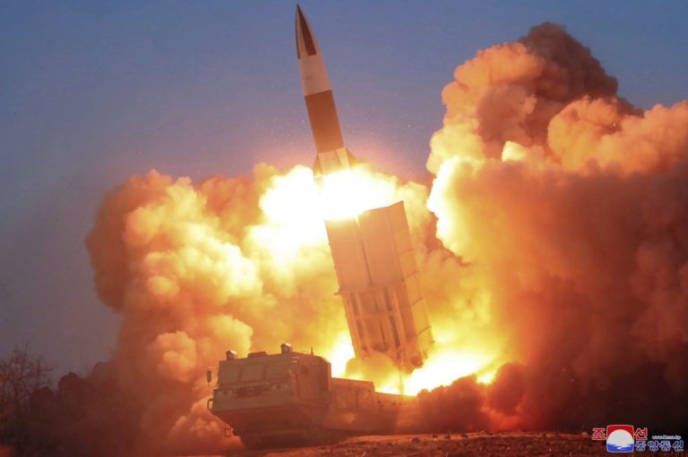Βόρεια Κορέα: Δεύτερη εκτόξευση  πυραύλου «άγνωστου» τύπου