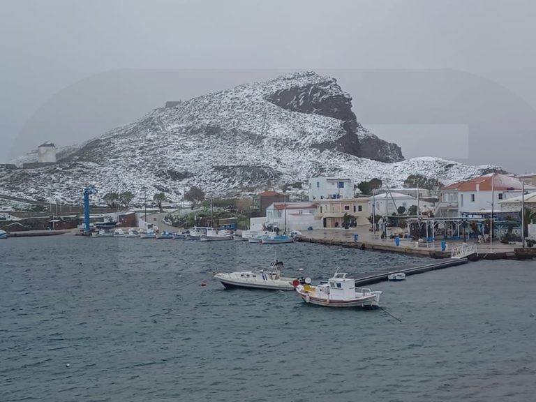 Ψαρά: Χιονισμένη και η “Μαύρη Ράχη” – Κλειστά τα σχολεία