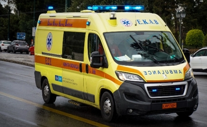 Θεσσαλονίκη: Στο νοσοκομείο παππούς και ο 1,5 έτους εγγονός του – Έπεσαν από ηλεκτρικό ποδήλατο