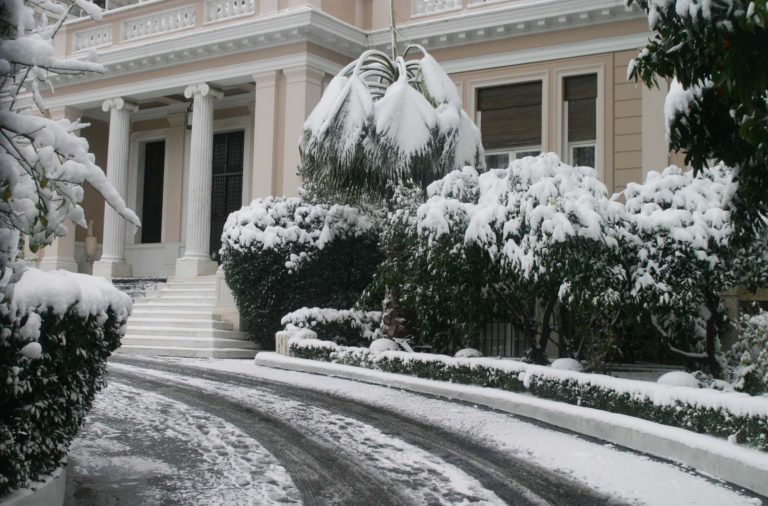 Μαξίμου: Σε ετοιμότητα για τη διαχείριση της κακοκαιρίας – Σύσκεψη και για την πανδημία