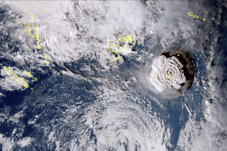 Αστεροσκοπείο/meteo: Δύο φορές πέρασε πάνω από την Ελλάδα το κρουστικό κύμα από την έκρηξη του ηφαιστείου της Τόνγκα