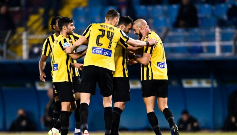 Η ΑΕΚ κέρδισε (0-2) τη Λαμία, ο Σεραφείδης… χαμογέλασε