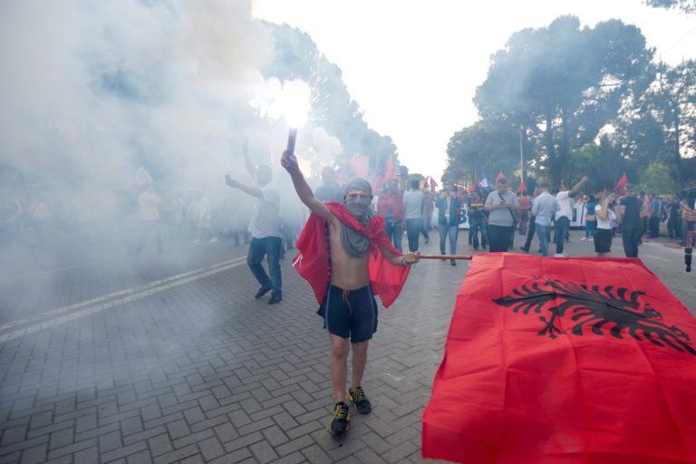 Ένταση στην αντιπολίτευση της Αλβανίας