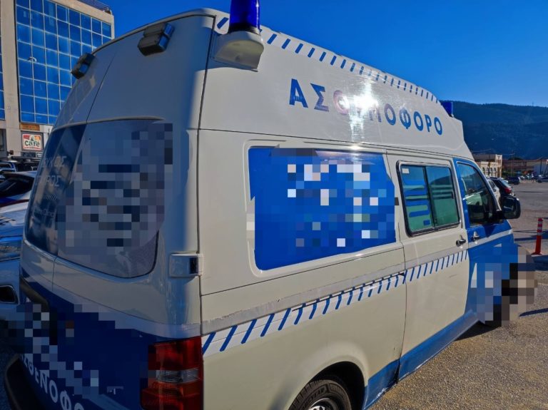 Ηγουμενίτσα: 300 κιλά χασίς μέσα σε ασθενοφόρο – Συνελήφθη ο οδηγός (video)