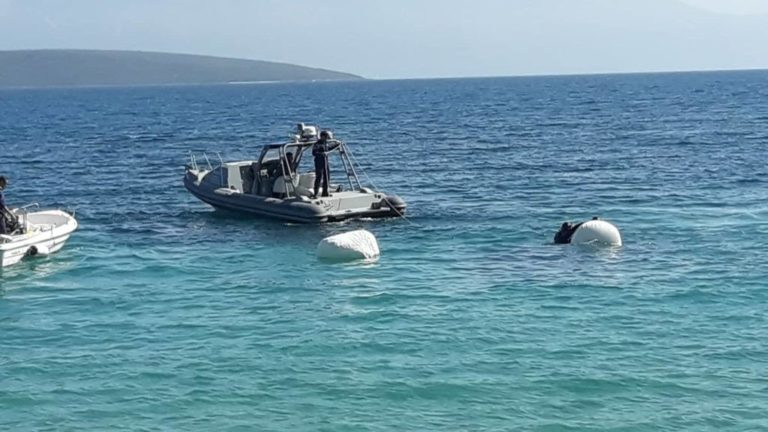 Κεφαλονιά: Μια γυναίκα νεκρή μέσα στο αυτοκίνητο που έπεσε στο λιμάνι του Πόρου