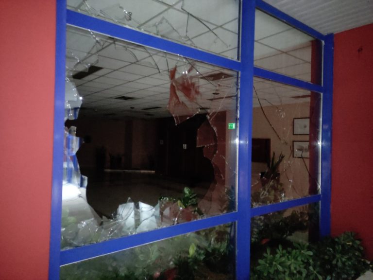 ΕΜΠ: Βανδαλισμοί στο Κτίριο Διοίκησης στην Πολυτεχνειούπολη
