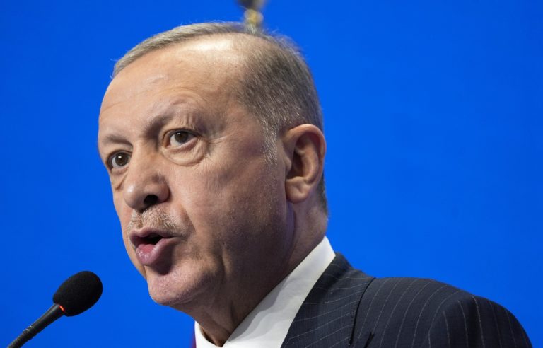 Ο Ερντογάν μηνύει τον ηγέτη της αντιπολίτευσης Κεμάλ Κιλιτσντάρογλου