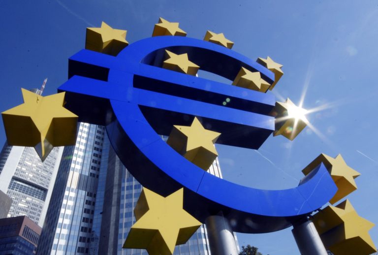 Ευρωζώνη: Επιβραδύνεται τον Ιανουάριο η οικονομική δραστηριότητα λόγω της παραλλαγής Όμικρον